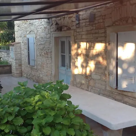 Eti And Mia Mit Pool By Interhome